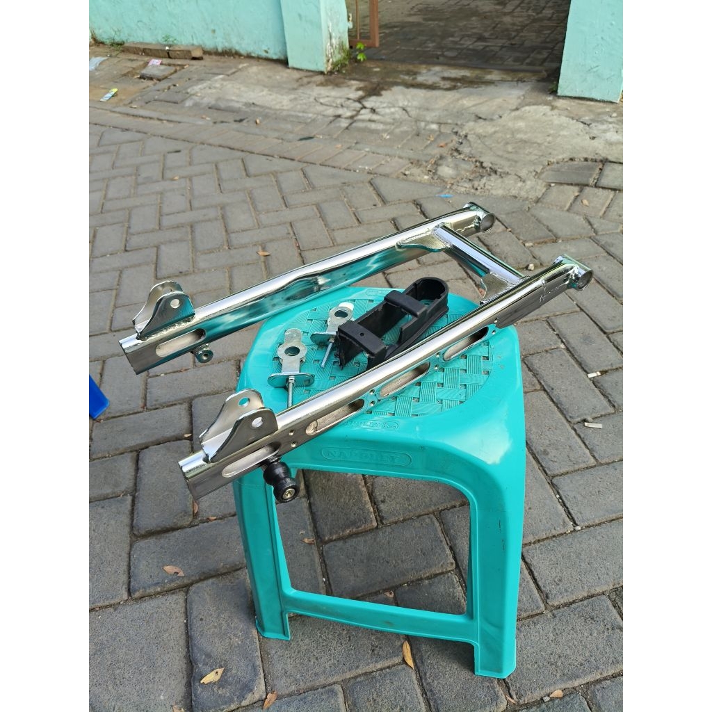 ARM W175 YAMAHA RK KING/SWING ARM W175 PNP RK KING