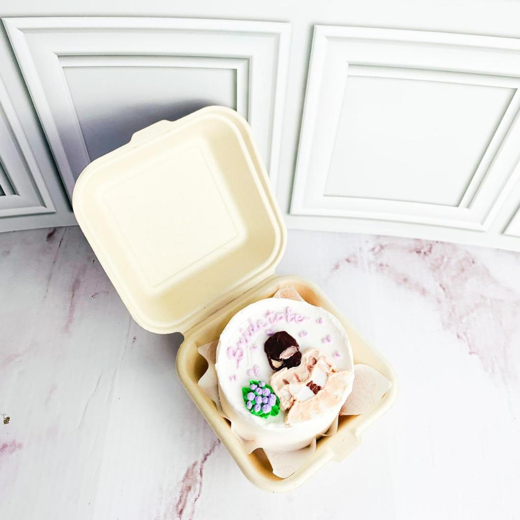 

Kue Ulang Tahun/Birthday Cake/Kue Ultah Tema Mini Bride To Be/Kue Birthday Jakarta