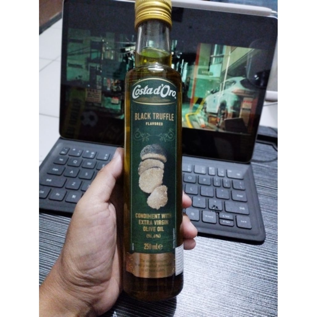 

minyak black traffel olive oil