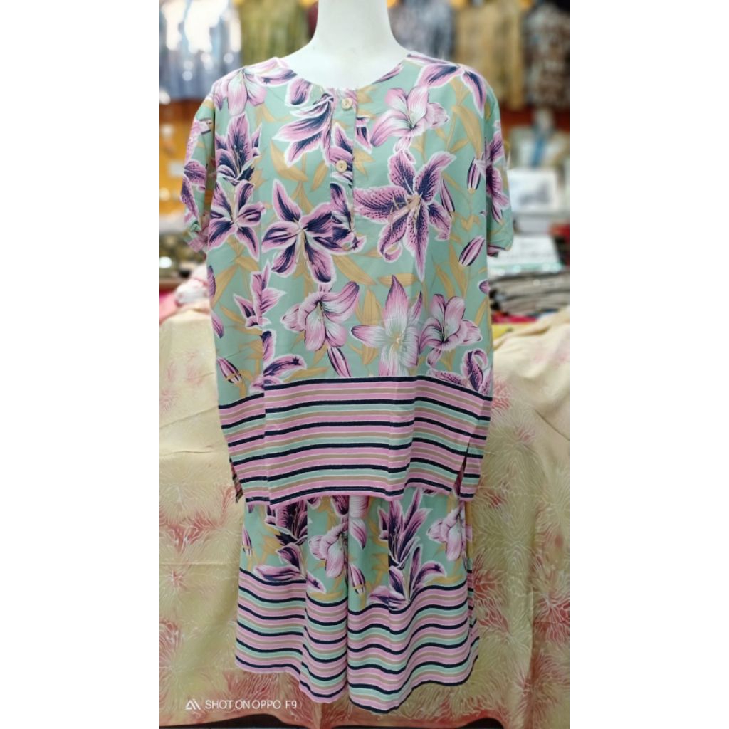 Bakul batik, stelan batik celana pendek