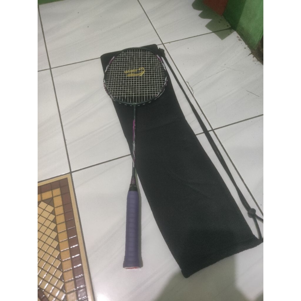 Raket LI-NING COMBAT Z8