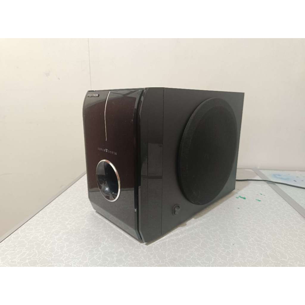 POLYTRON Subwoofer SWF 138C Kualitas Baik