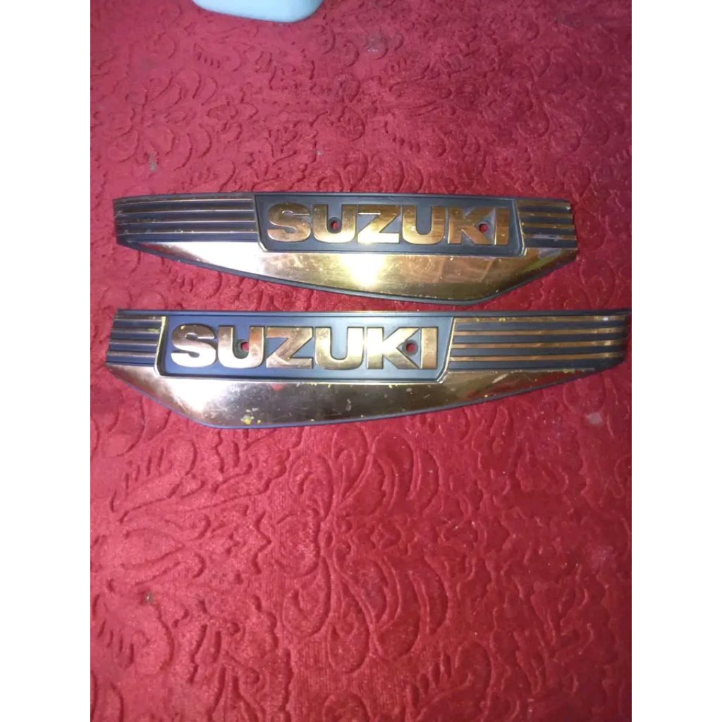 logo emblem tengki Suzuki rc100 bravo termurah