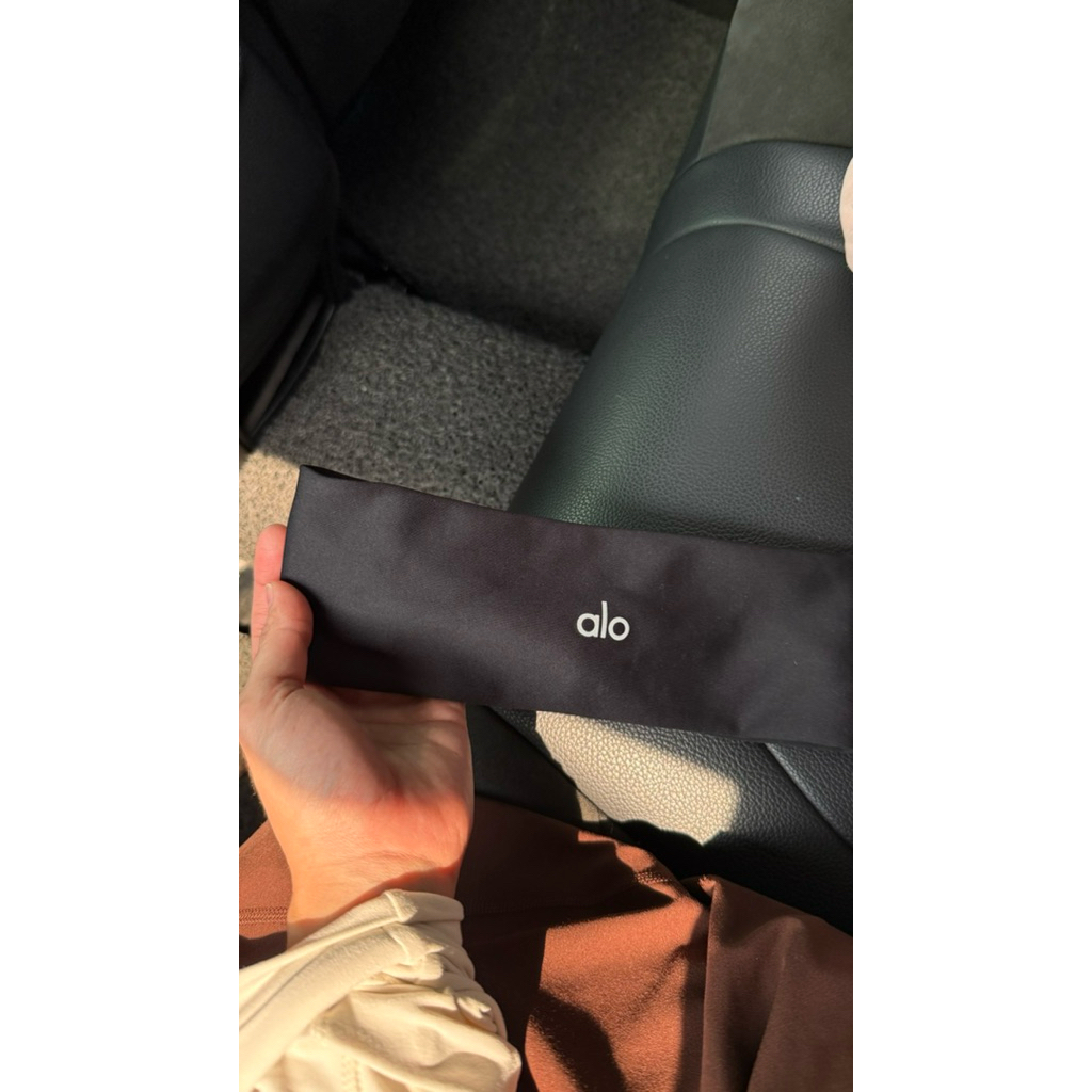 Alo Yoga Airlift Headband Preloved