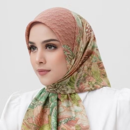 Buttonscarves Forestis Sandalwood Ready Size Regular dan XL