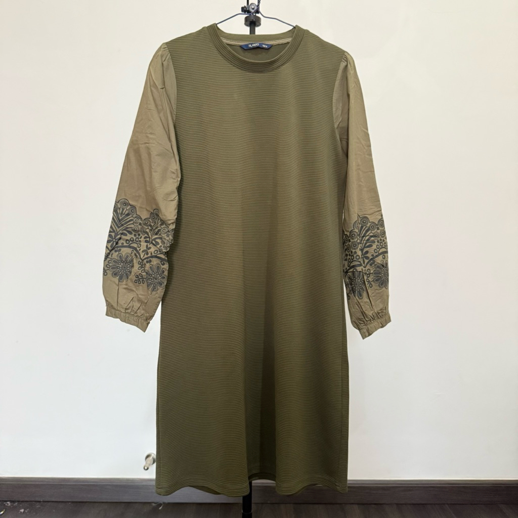 Preloved Atasan Tunik Filanto Branded