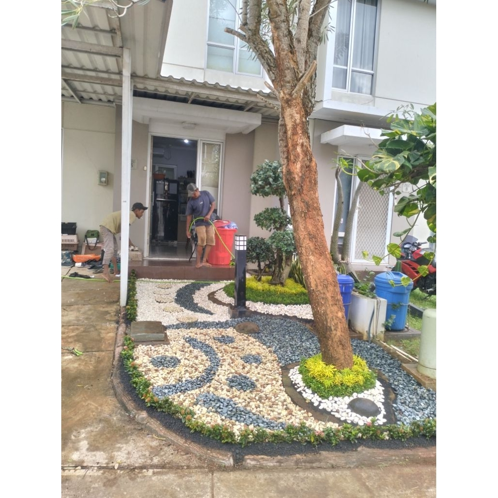 taman depan rumah minimalis