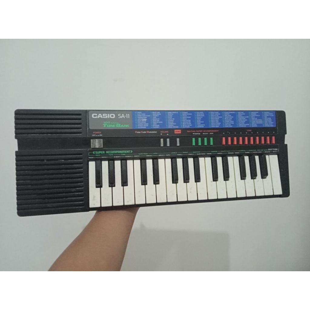 Piano CASIO SA11