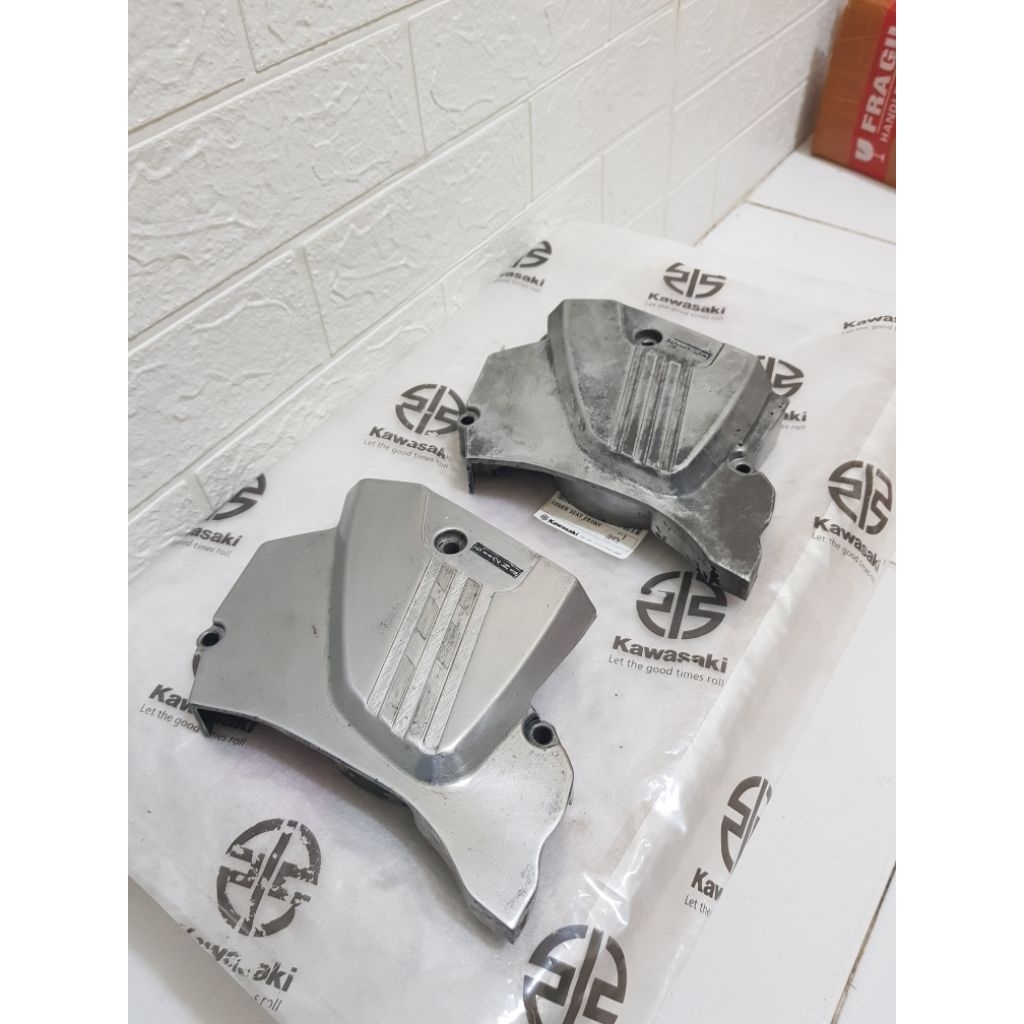 Tutup gear depan ninja RR new/old original