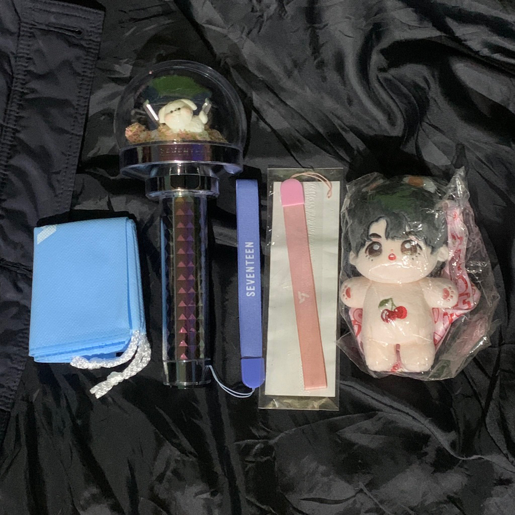 [BACA DESK] WTS LIGHTSTICK SEVENTEEN VERSI 3 DOLL SCOUPS