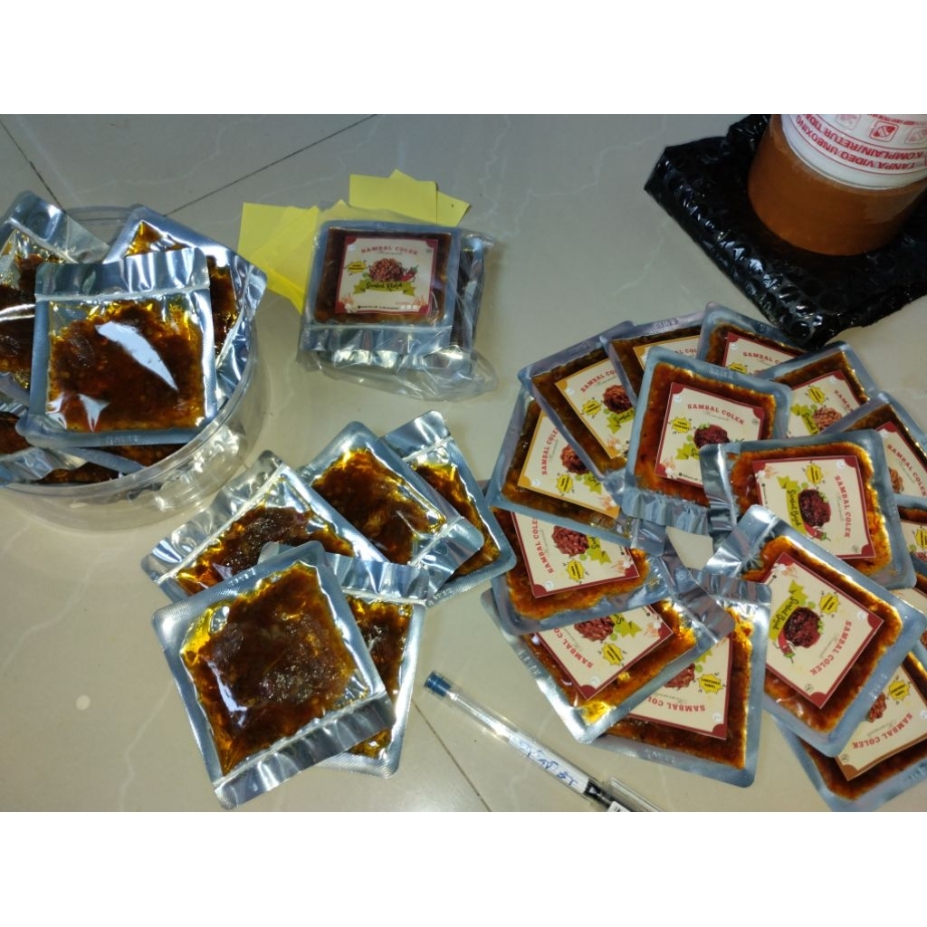 

Baru,,,,Sambal Colek (Perbumbuan Duniawi) Tersedia berbagai varian