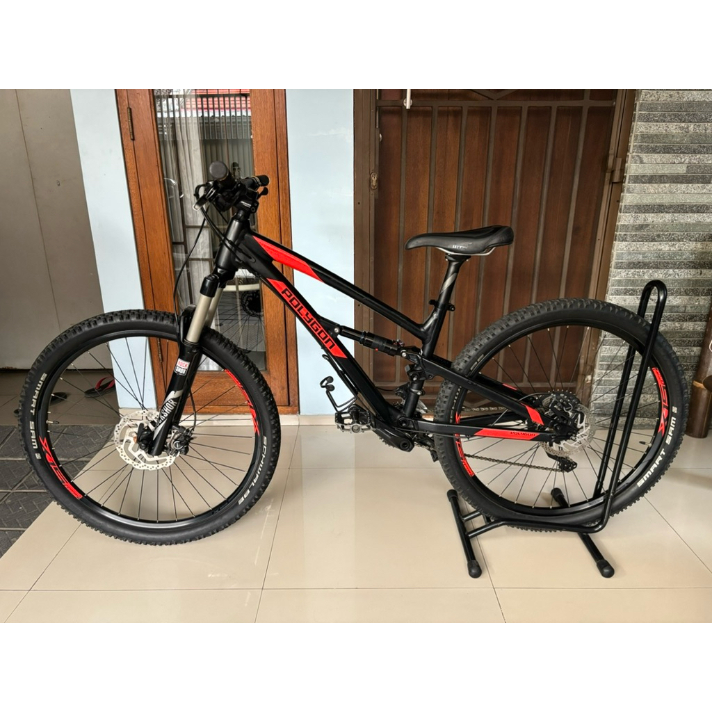 sepeda fullsus suspension gunung trail polygon siskiu d7