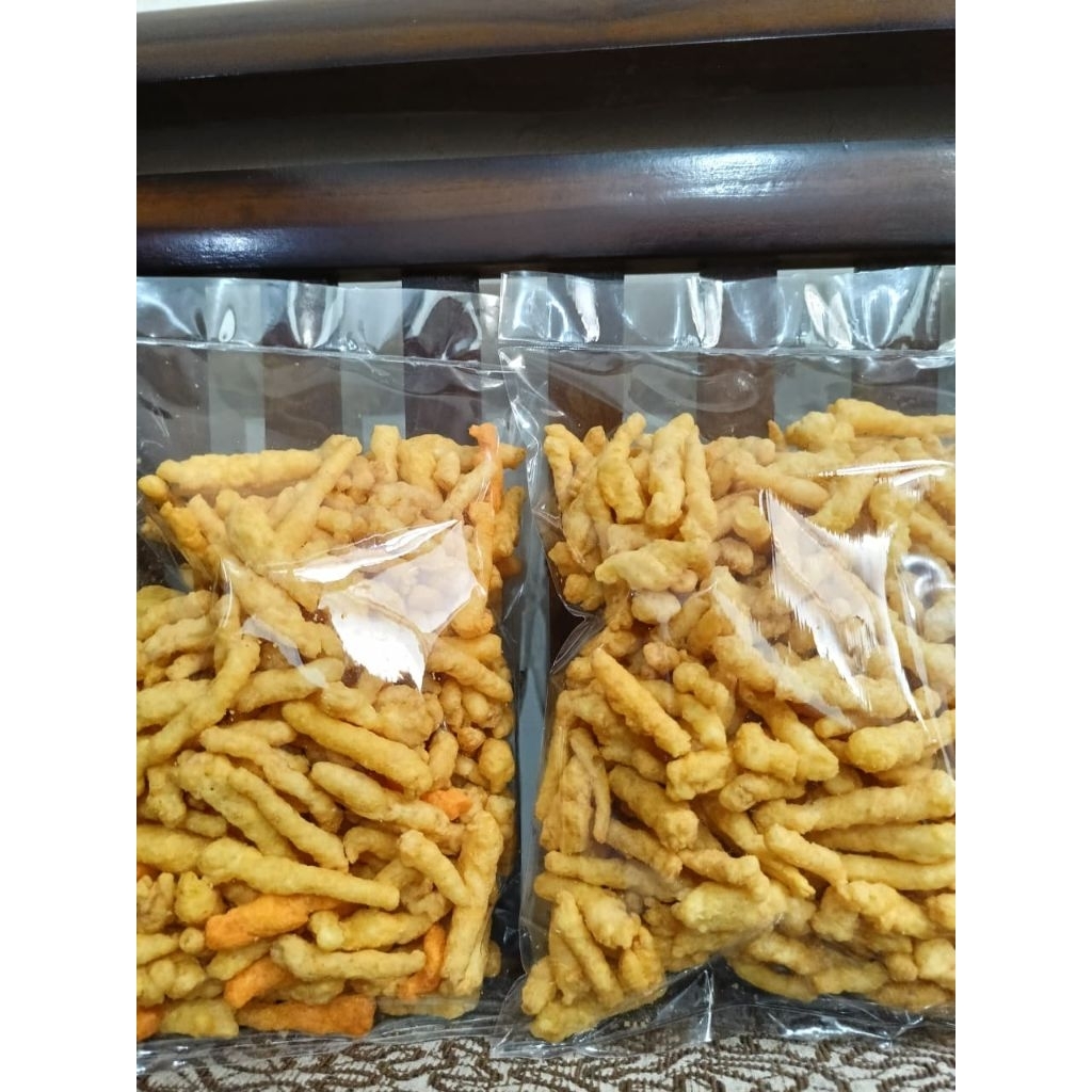 

PATAHAN CHIKI TWIST JAGUNG BAKAR 250GRAM