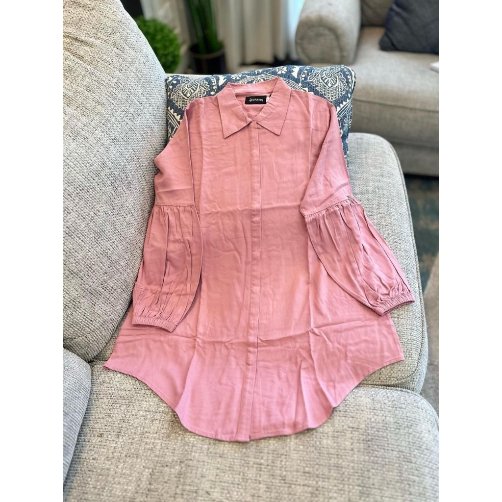 Sahara Tunik Sakura by JOURNEY