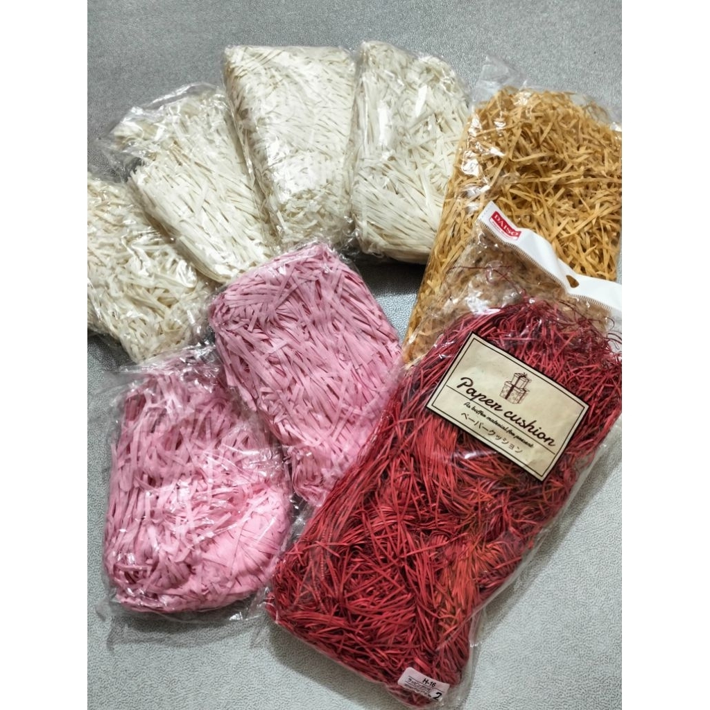 

Kertas Cacah Kado | Shredded Paper | Kertas Serut Isi Gift Box | Kertas Dekor Kado Photo Shoot