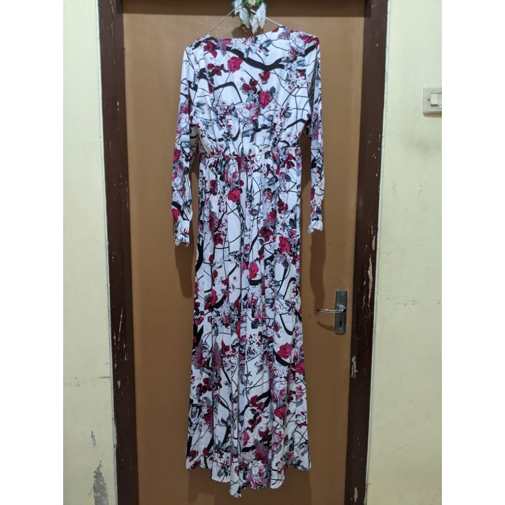 Gamis Abaya Syar'i Putih bunga by Vauza Tamma