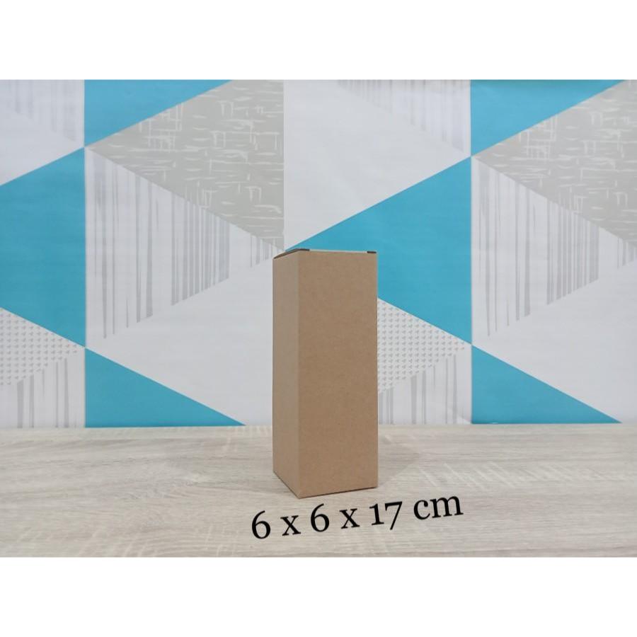 

Dus Panjang Coklat Polos Ukuran 6 x 6 x 17 Cm Die Cut kotak Box Kardus Botol Minum Tumbler
