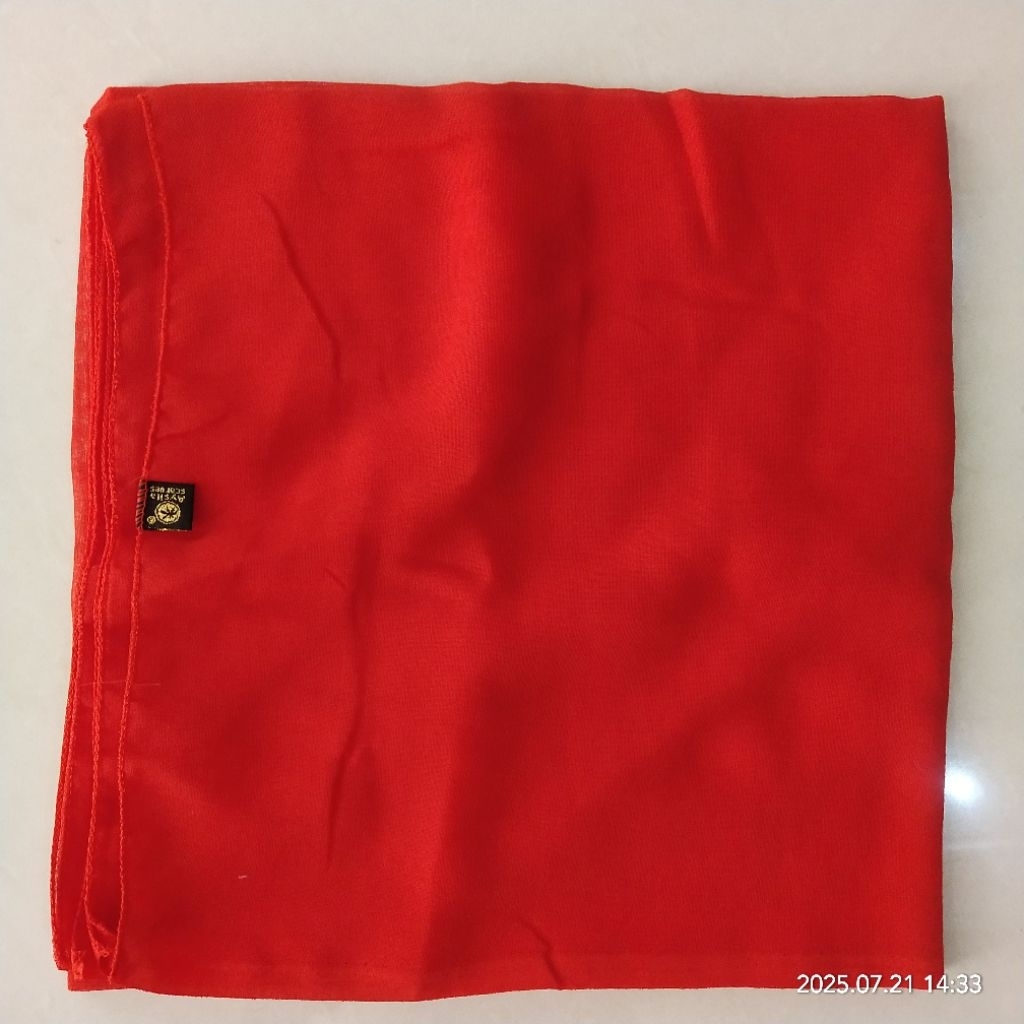 jilbab segi empat paris jadul premium warna merah dan putih