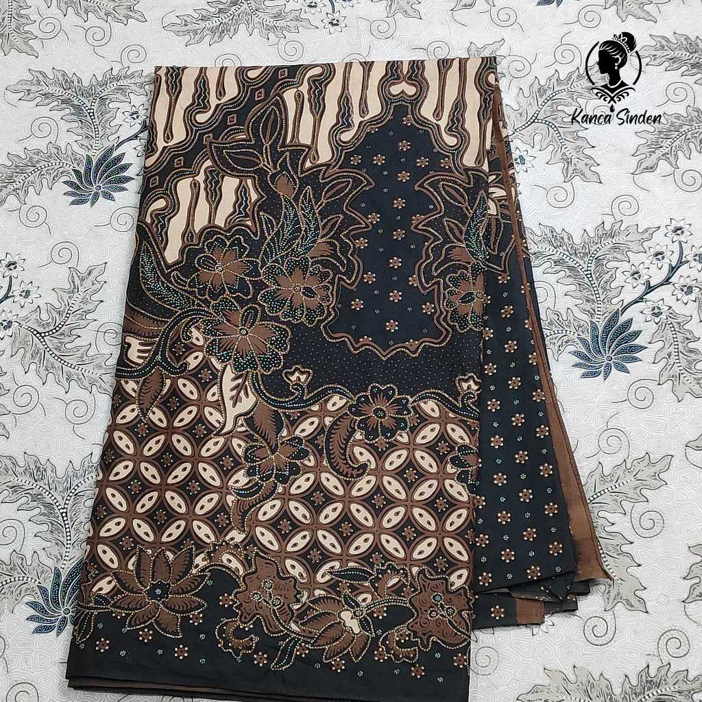TRUNTUM LENGKO Kain Batik Lembaran Jarik Katun Motif Pakem Tradisional Solo