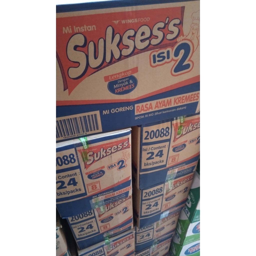 

sukses isi 2 mie goreng kremes 1dus (24pcs)