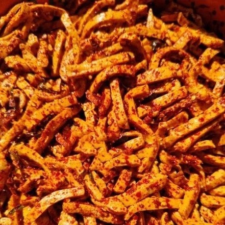 

Basreng Pedas Daun Jeruk viral 1kg Bumbu Melimpah Extra Pedas Daun Jeruk