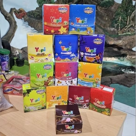 

BOX 24S - PERMEN YUPI BOX ISI 24PCS RASA MILLY MOO - JUNFLE FUN - BABY BEAR - SEAWORLD - LITTLE STAR - DAN LAIN LAIN