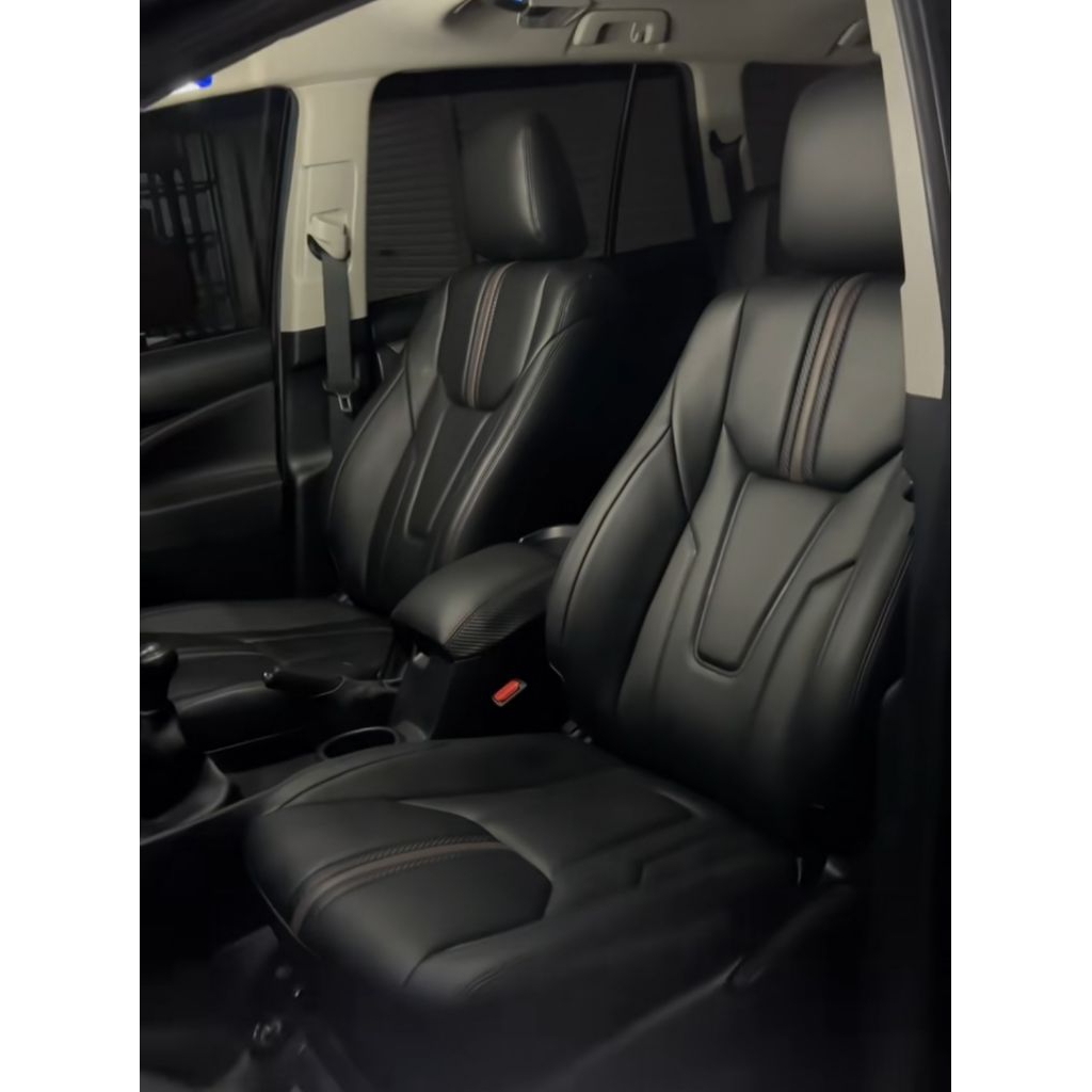 SARUNG JOK MOBIL INNOVA ZENIT TYPE G/TYPE V full set 3 baris