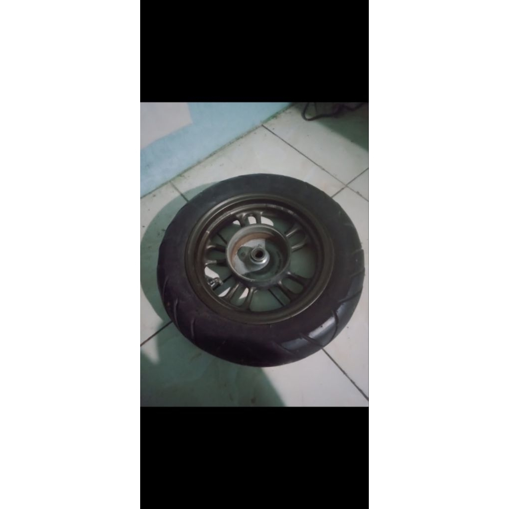 velg belakang scoopy r12