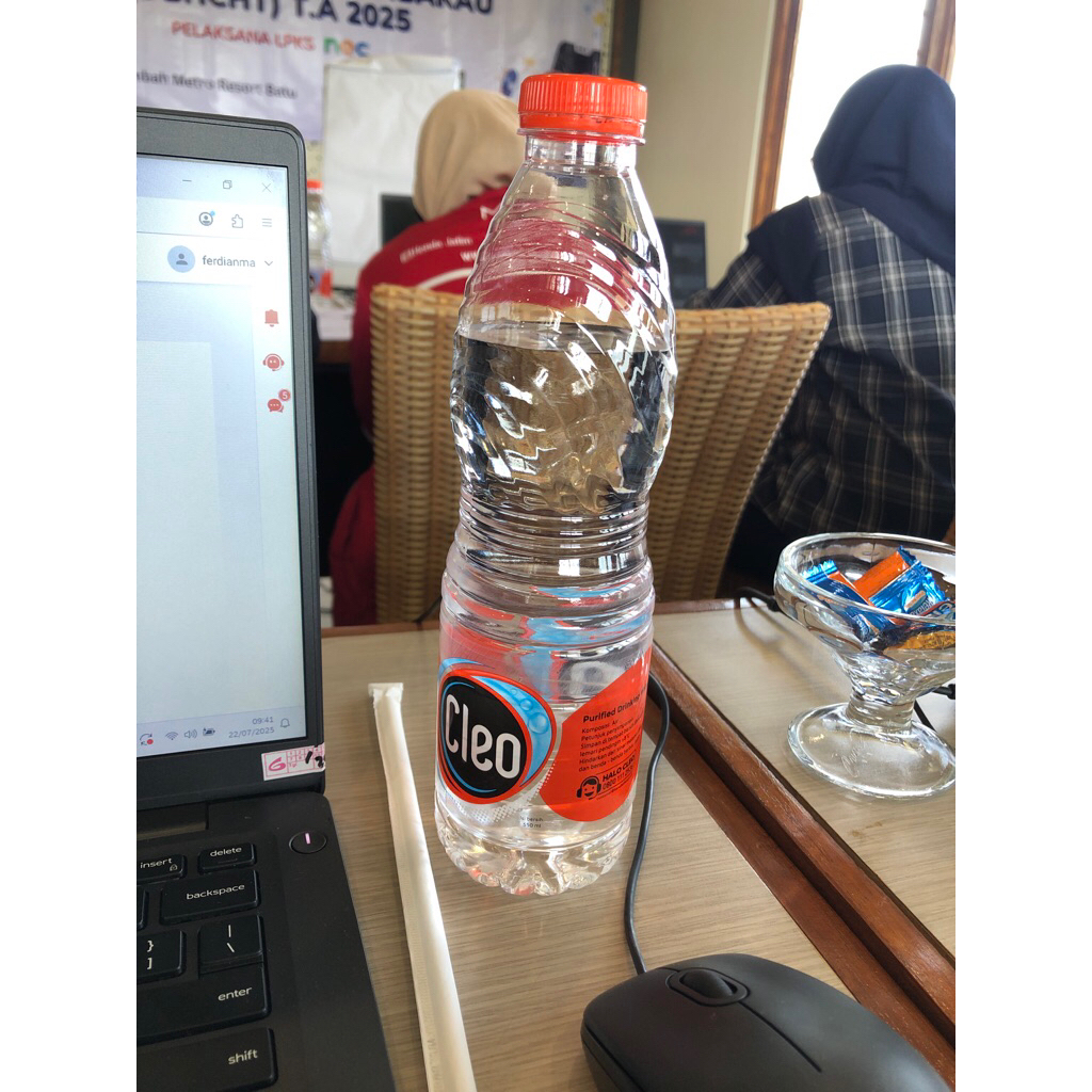 

Air mineral Cleo 550ml Purified Drinking Water