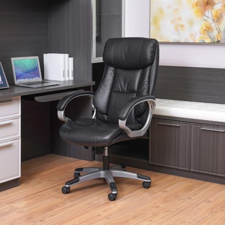 Kursi Manager Kursi Kantor Direktur INFORMA Kursi Kerja Eksekutif Sandaran Tinggi Material PVC Leath