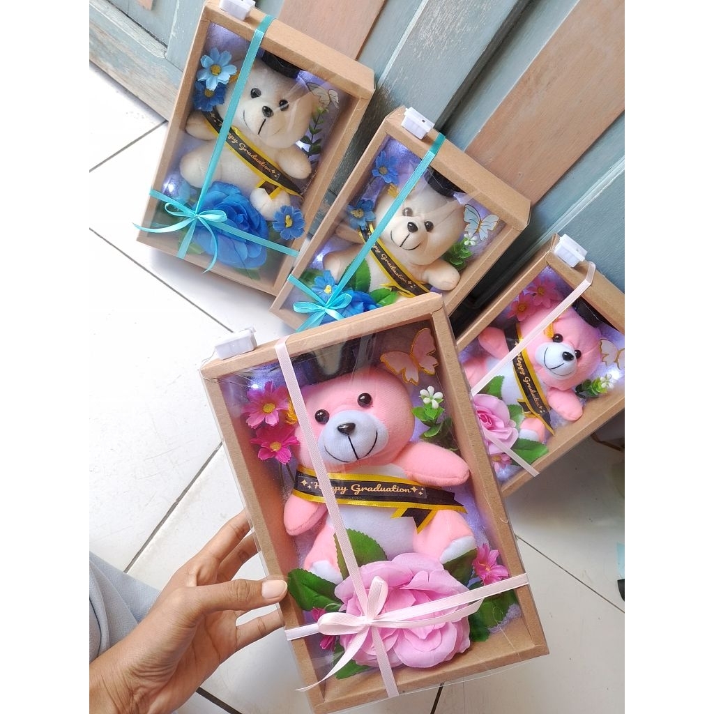 

Box Mika Hampers Wisuda dan ulang tahun LED