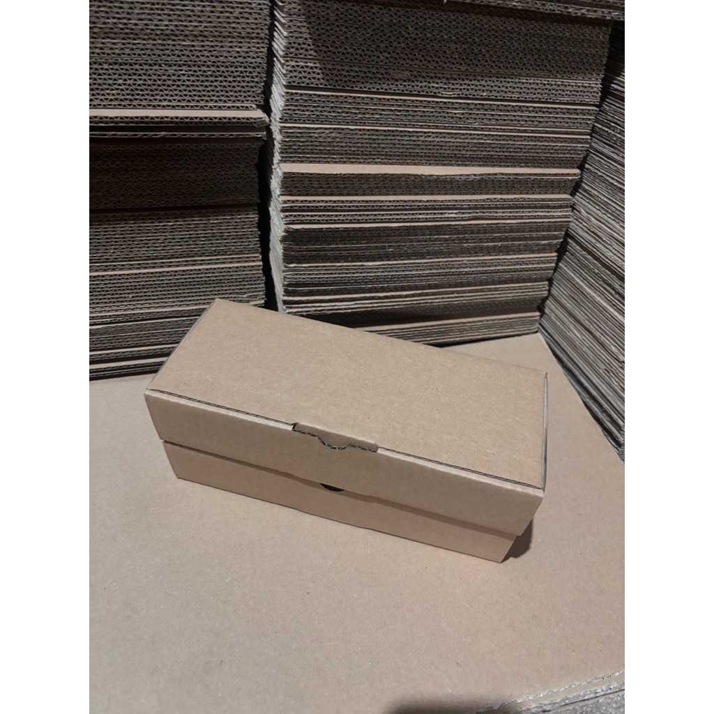 

kardus 25x10x5 COKELAT