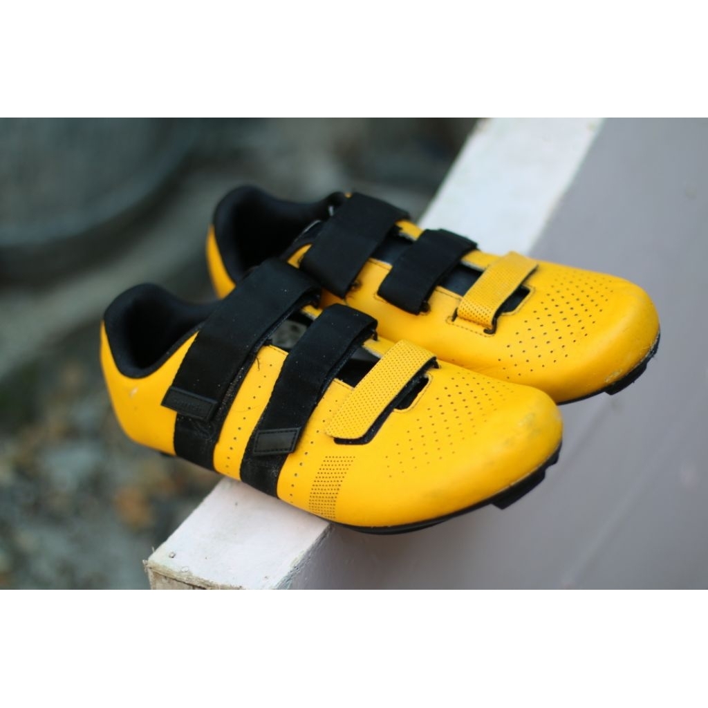 sepatu cleat santic roadbike