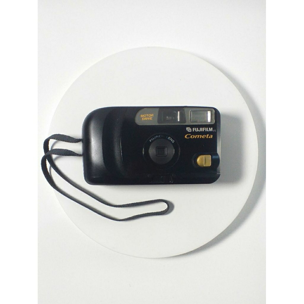 Kamera Analog Fujifilm Cometa
