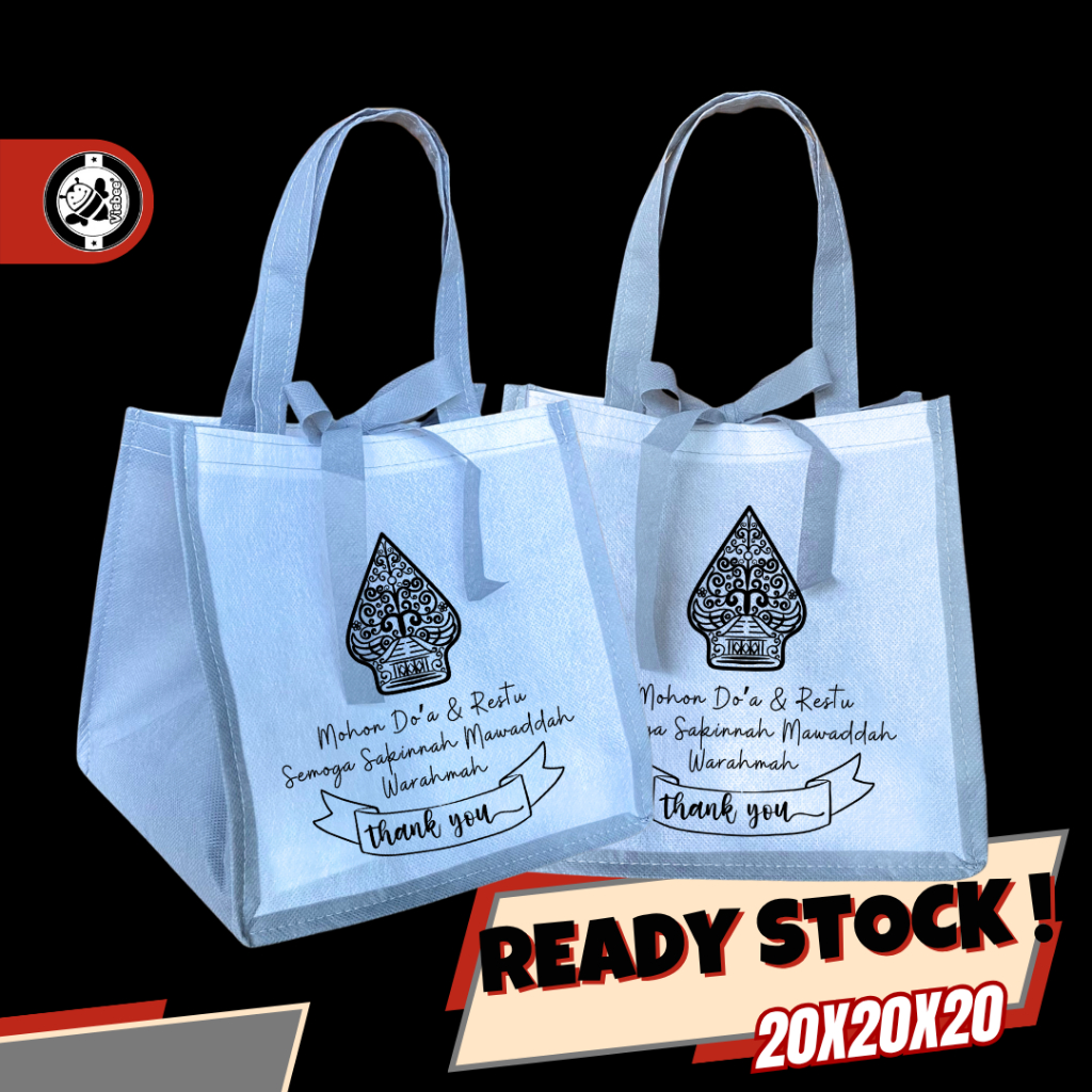 

READY STOCK SIAP KIRIM GOODIEBAG MUAT ISI BOX KOTAK NASI SNACK JAJAN COCOK UNTUK ACARA WEDDING HAJATAN PERNIKAHAN MURAH BERKUALITAS KSP 20X20X20