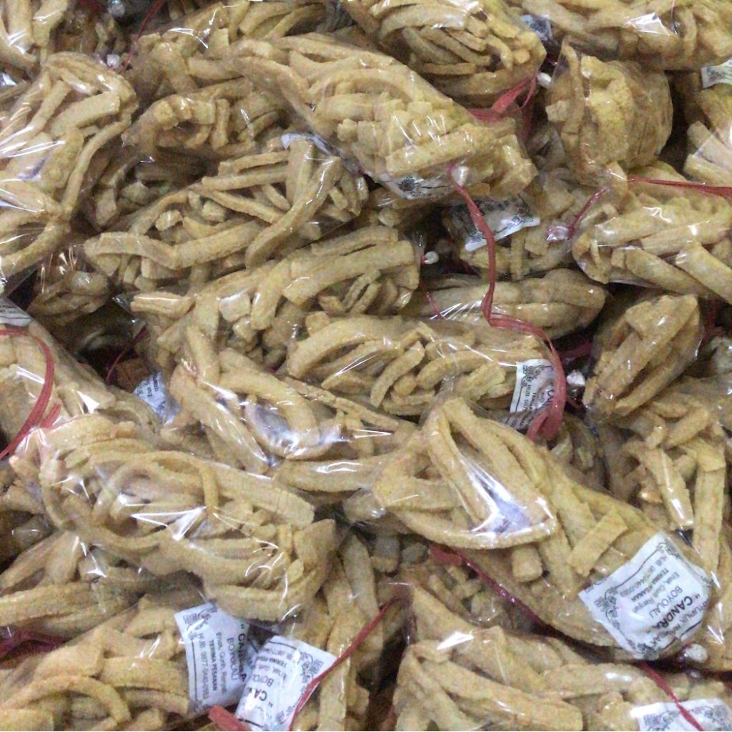 

KERUPUK RAMBAK / KERUPUK JARI 250grm