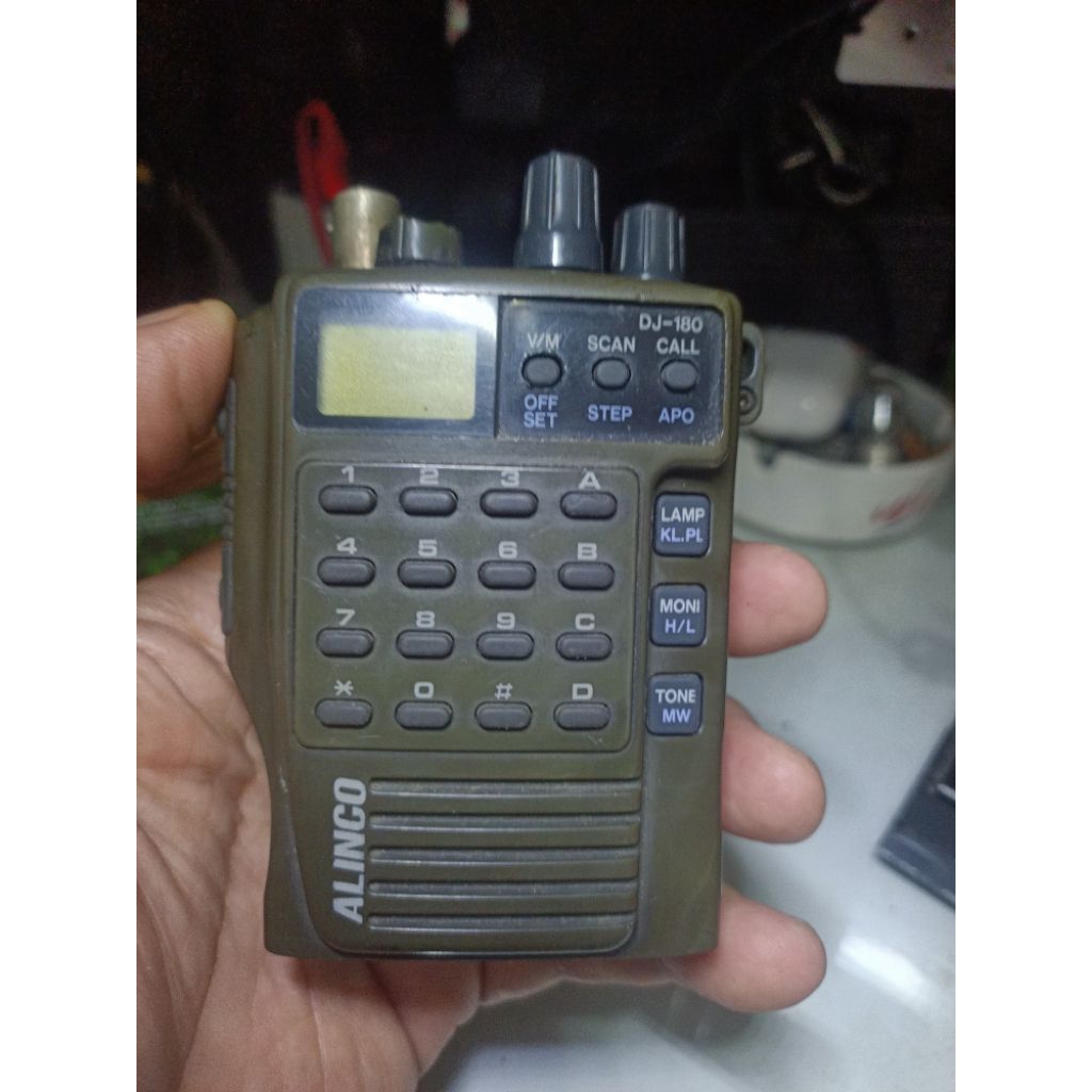 alinco DJ 180