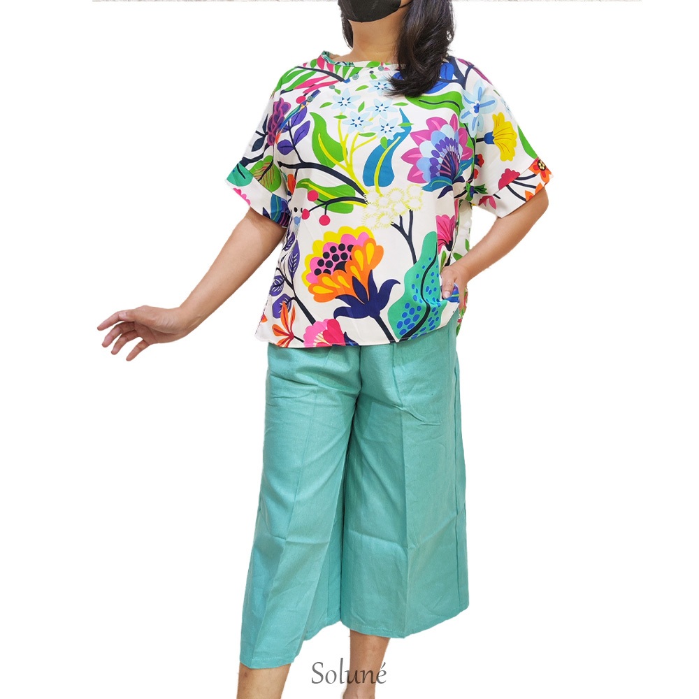 Soluné - Celia Flower Set | Setelan Atasan Top Blus + Celana Kulot 3/4 Motif Bunga Oversize Cewe Wan