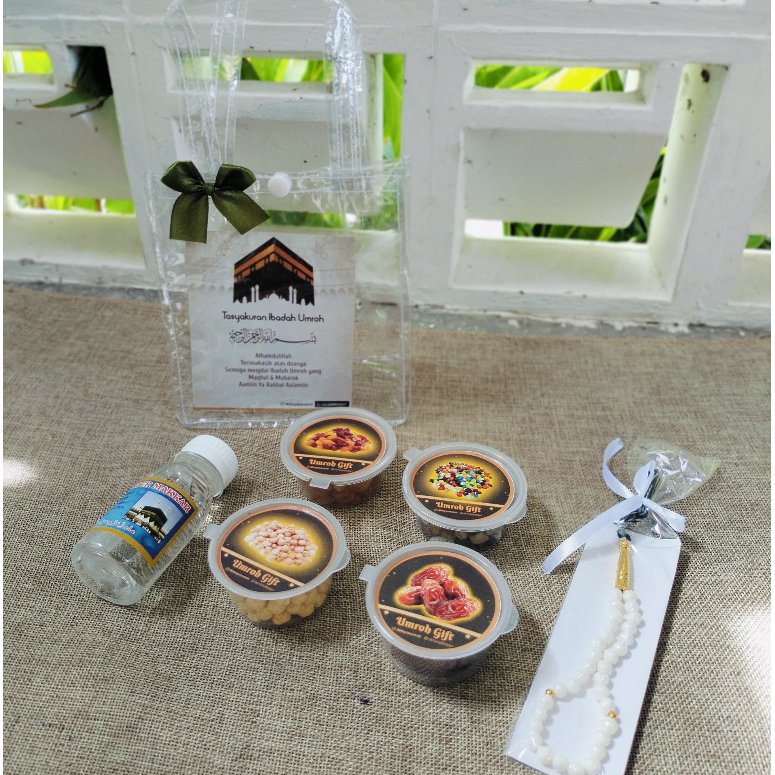 

Paket Oleh Oleh Hadiah dari Umroh Haji Mekkah