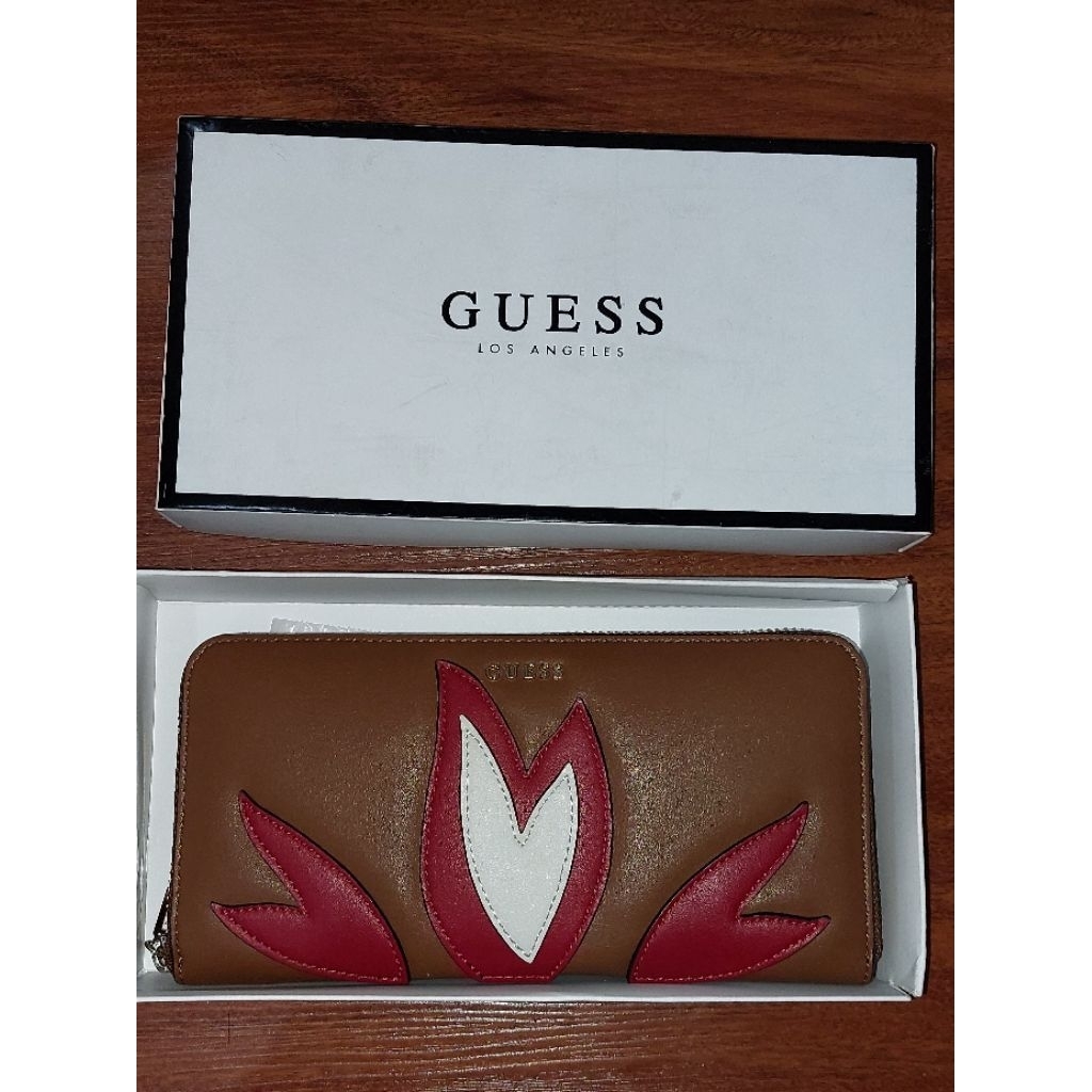 Dompet wanita Guess