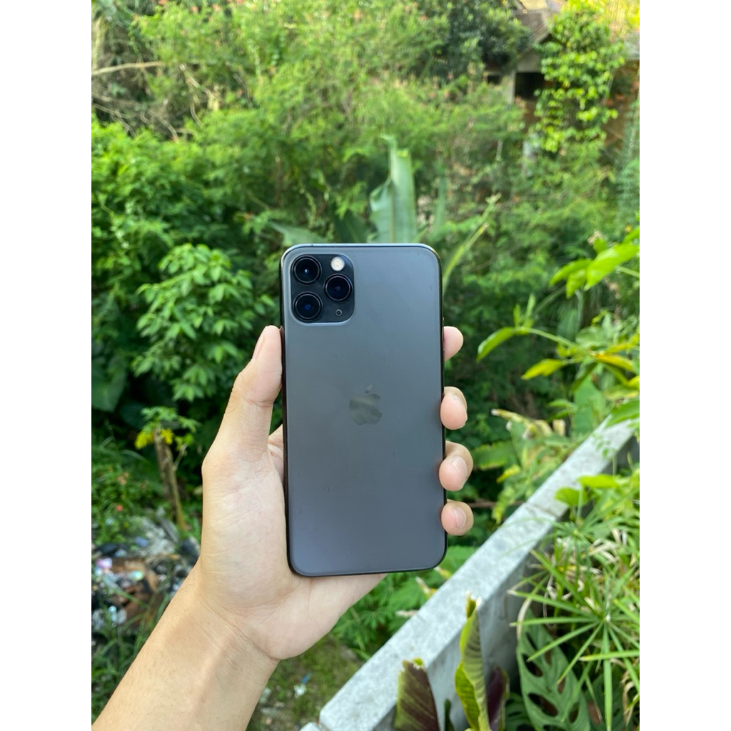 2nd IPHONE 11 PRO 256 RESMI IBOX LENGKAP ORI