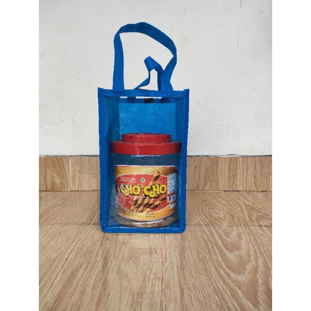 

Tas hampers Astor/Kongguan Keler /Tas Nasi Bento / KPC/ Tas Hampers / Tas Goodie Bag / Tas sembako/ Tas Ulang Tahun / Masuk 3 Toples Jar ukuran 1400 Ml Ukuran Tas 14x14x25