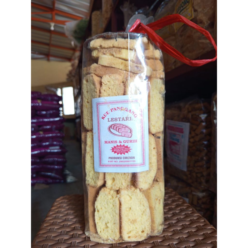 

Kue Kering Manis Renyah Terlaris / Kue Kering Jadul Enak 1kg