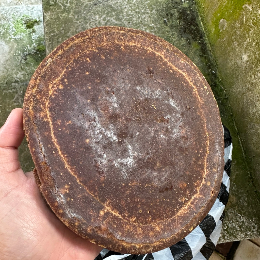 

Gula aren murni 500gr coklat pekat