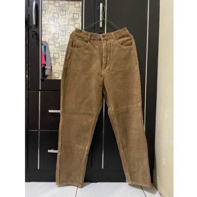celana corduroy coklat