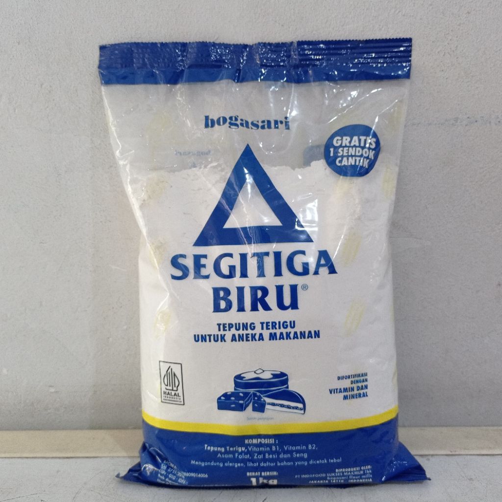 

Tepung segitiga biru ekonomis 1 kg | tepung segitiga biru ekonomis | tepung segitiga biru bogasari | tepung serbaguna