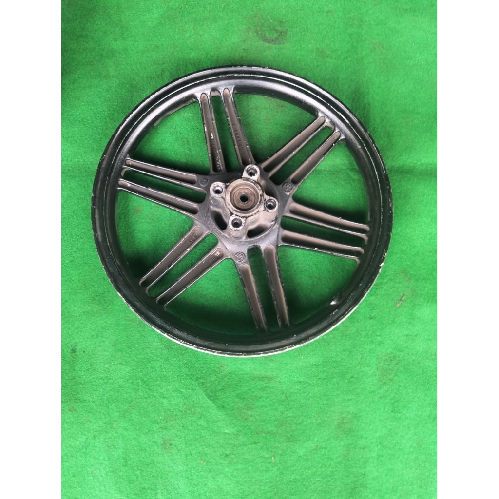 velg depan suzuki spin 125 original