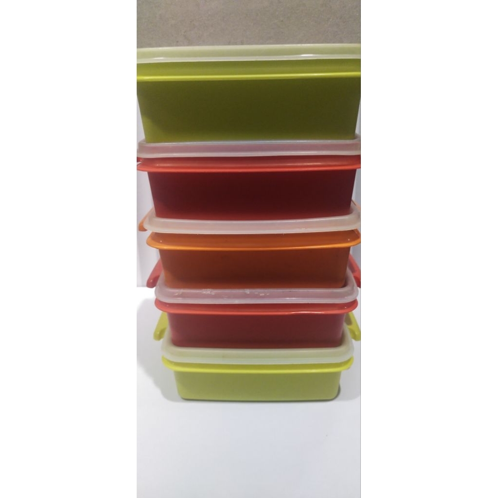 Rantang  kotak Tupperware Second