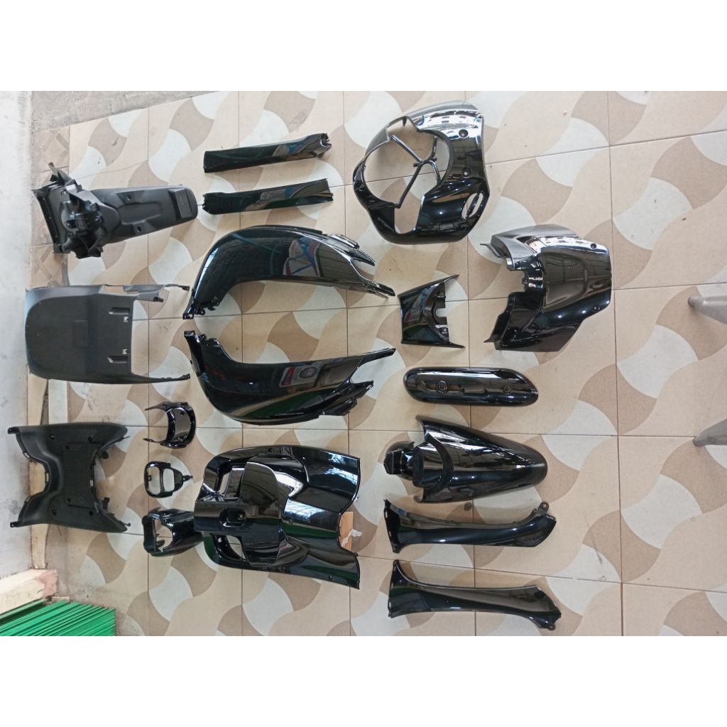 Full body complete Honda Scoopy 2017-2019 hitam merek win