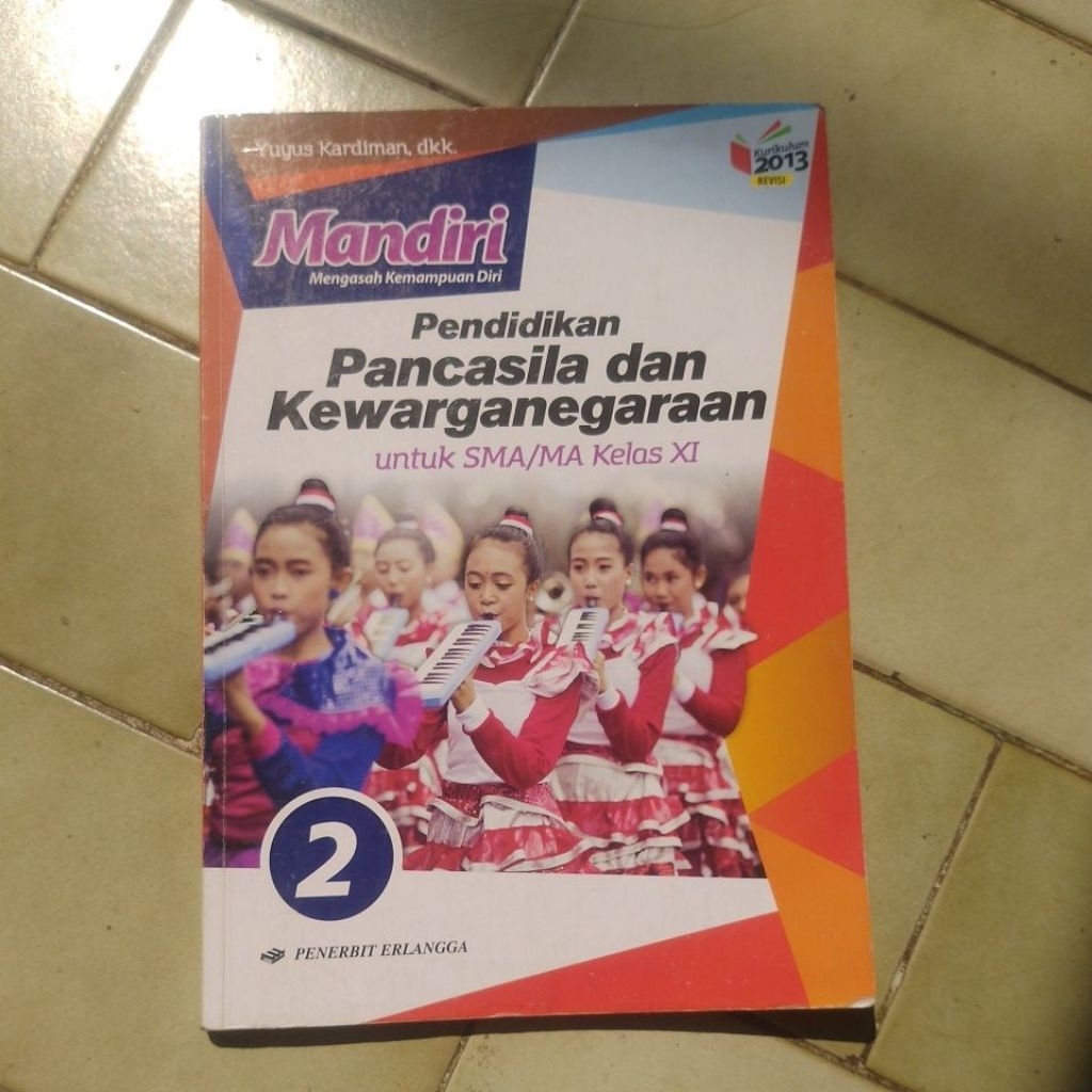 Buku PPKn kelas 11 Mandiri K13 (BEKAS))